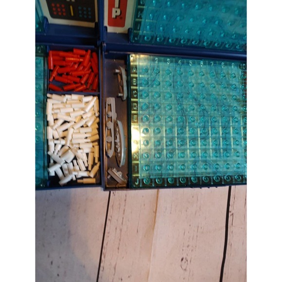 Vintage Milton Bradley Battleship Board Game 4730 Complete, Original Box READ - Picture 11 of 11